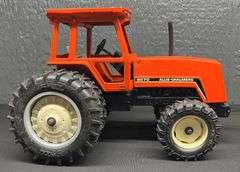 ERTL Allis-Chalmers 8070 Tractor- 1992 National Farm Toy Edition