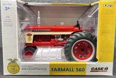 ERTL Farmall 560 Tractor - FFA Edition