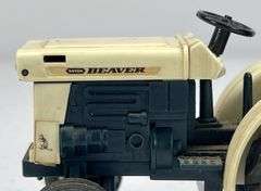IH Cub Cadet & Satoh Lawn/Garden Tractors