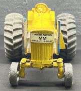 ERTL Minneapolis Molene Mity Minny Super Rod Pulling Tractor
