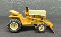 ERTL IH Cub Cadet Lawn Tractors