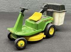 ERTL John Deere Lawn Tractors
