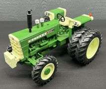 ERTL Oliver 1950-T Tractor - 2002 National Farm Toy Show Edition