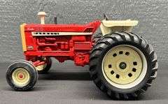 ERTL Farmall 1206 Tractor - 96 Lafayette Toy Show Edition