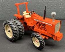 Allis-Chalmers 220 Tractor - 1995 National Farm Toy Show Edition