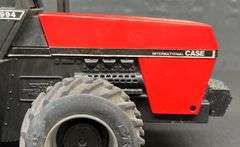 ERTL Case IH 4994 Battery Operated Tractor