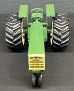Scale Oliver 1955 Tractor - 1988 Louisville Farm Show Edition