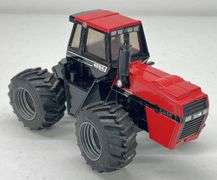 ERTL Case International 4894 & WFE Field Boss 185 Tractors