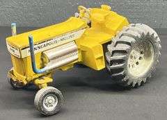 ERTL Minneapolis Molene Mity Minny Super Rod Pulling Tractor