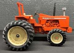 Allis-Chalmers 220 Tractor - 1995 National Farm Toy Show Edition