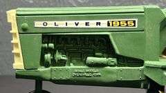 Scale Oliver 1955 Tractor - 1988 Louisville Farm Show Edition