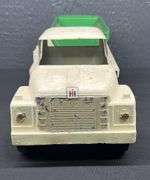ERTL International Loadstar Truck with Forage Box Bed