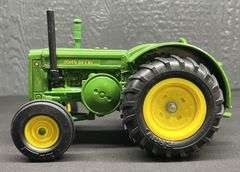 ERTL JD New Gen Utility & D Tractors