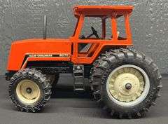 ERTL Allis-Chalmers 8070 Tractor- 1992 National Farm Toy Edition