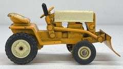 IH Cub Cadet & Satoh Lawn/Garden Tractors