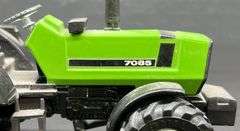 Deutz-Allis 7085 Tractors