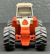 Case 4890 & 1690 Tractors