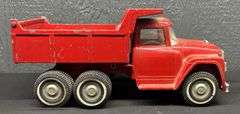 ERTL International Loadstar Truck with Hydraulic Dump Bed