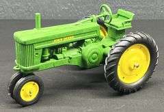 ERTL John Deere 70 Tractor
