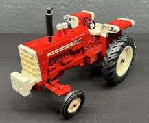 ERTL Cockshutt 1950-T Tractor