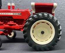 ERTL Cockshutt 1950-T Tractor