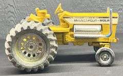 ERTL Minneapolis Molene Mity Minny Super Rod Pulling Tractor