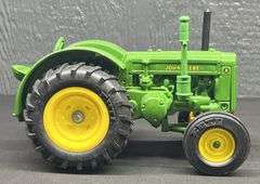 ERTL JD New Gen Utility & D Tractors