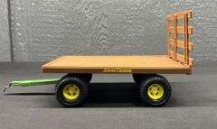 ERTL John Deere Blade & Hay Wagon