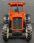 ERTL Allis-Chalmers 8070 Tractor- 1992 National Farm Toy Edition