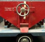 ERTL International Loadstar Truck with Gravity Box Bed