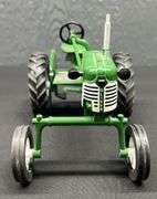 Spec-cast Oliver 440 Tractor - 1994 Louisville Farm Show Edition