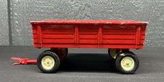 ERTL IH Wagons