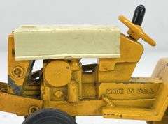 IH Cub Cadet & Satoh Lawn/Garden Tractors