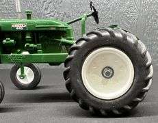 Spec-cast Oliver 440 Tractor - 1994 Louisville Farm Show Edition