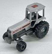 ERTL Case International 4894 & WFE Field Boss 185 Tractors