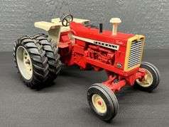 ERTL Farmall 1206 Tractor - 96 Lafayette Toy Show Edition