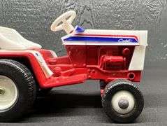 ERTL IH Cub Cadet Lawn Tractors