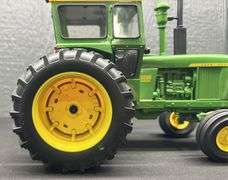 ERTL John Deere 6030 Tractor - 2004 Collectors Edition