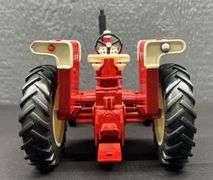 ERTL Cockshutt 1950-T Tractor