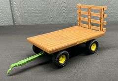 ERTL John Deere Blade & Hay Wagon