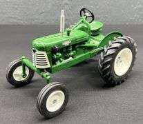 Spec-cast Oliver 440 Tractor - 1994 Louisville Farm Show Edition