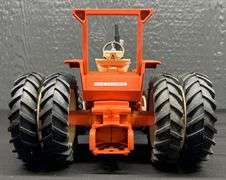 Allis-Chalmers 220 Tractor - 1995 National Farm Toy Show Edition