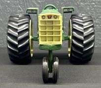 Scale Oliver 1955 Tractor - 1988 Louisville Farm Show Edition