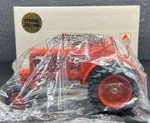Scale Models Allis-Chalmers WC Tractor - 2001 Collector Edition