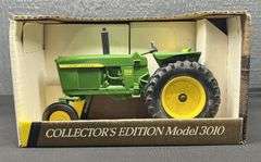 ERTL John Deere 3010 Tractor