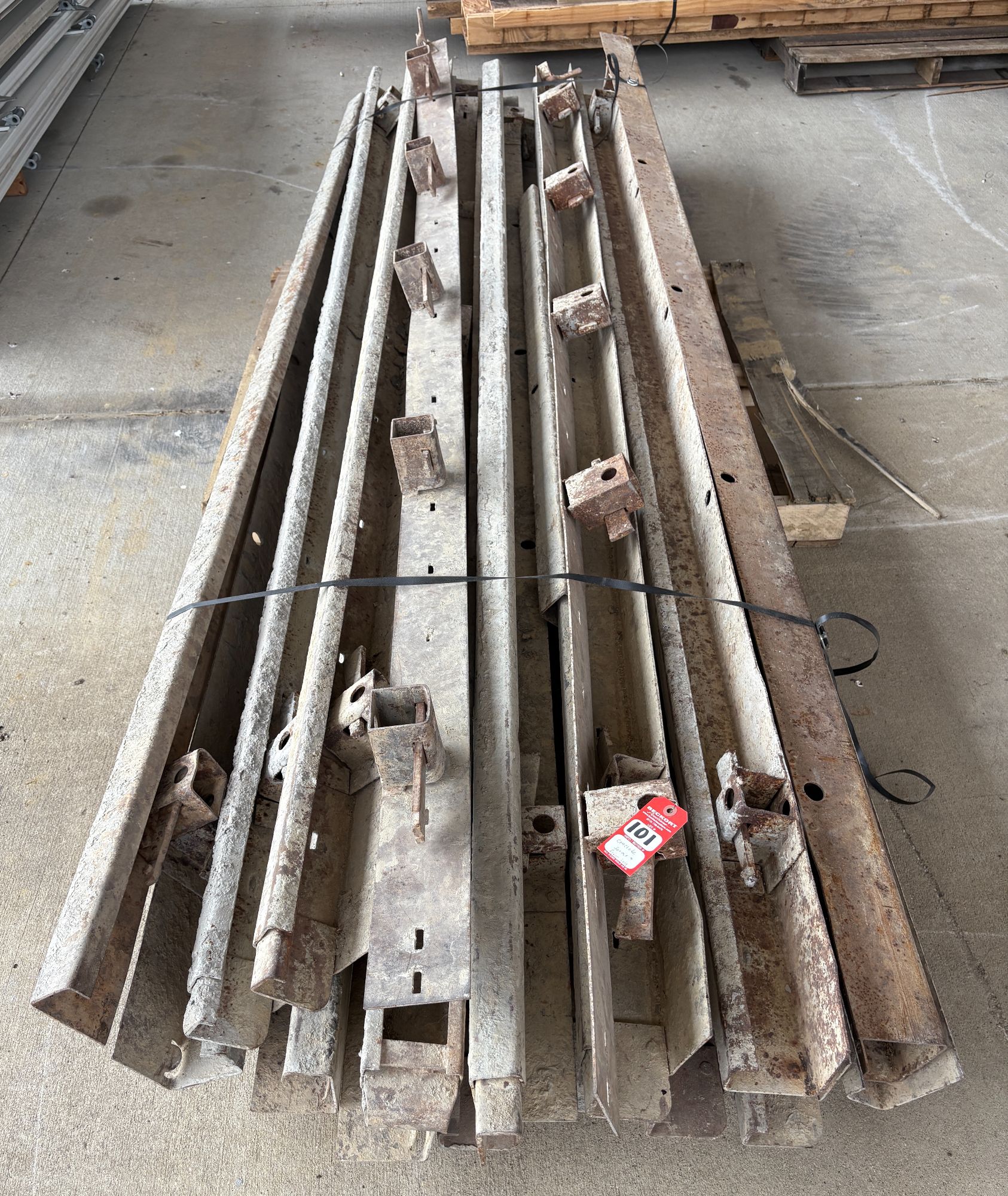 Lot image 8