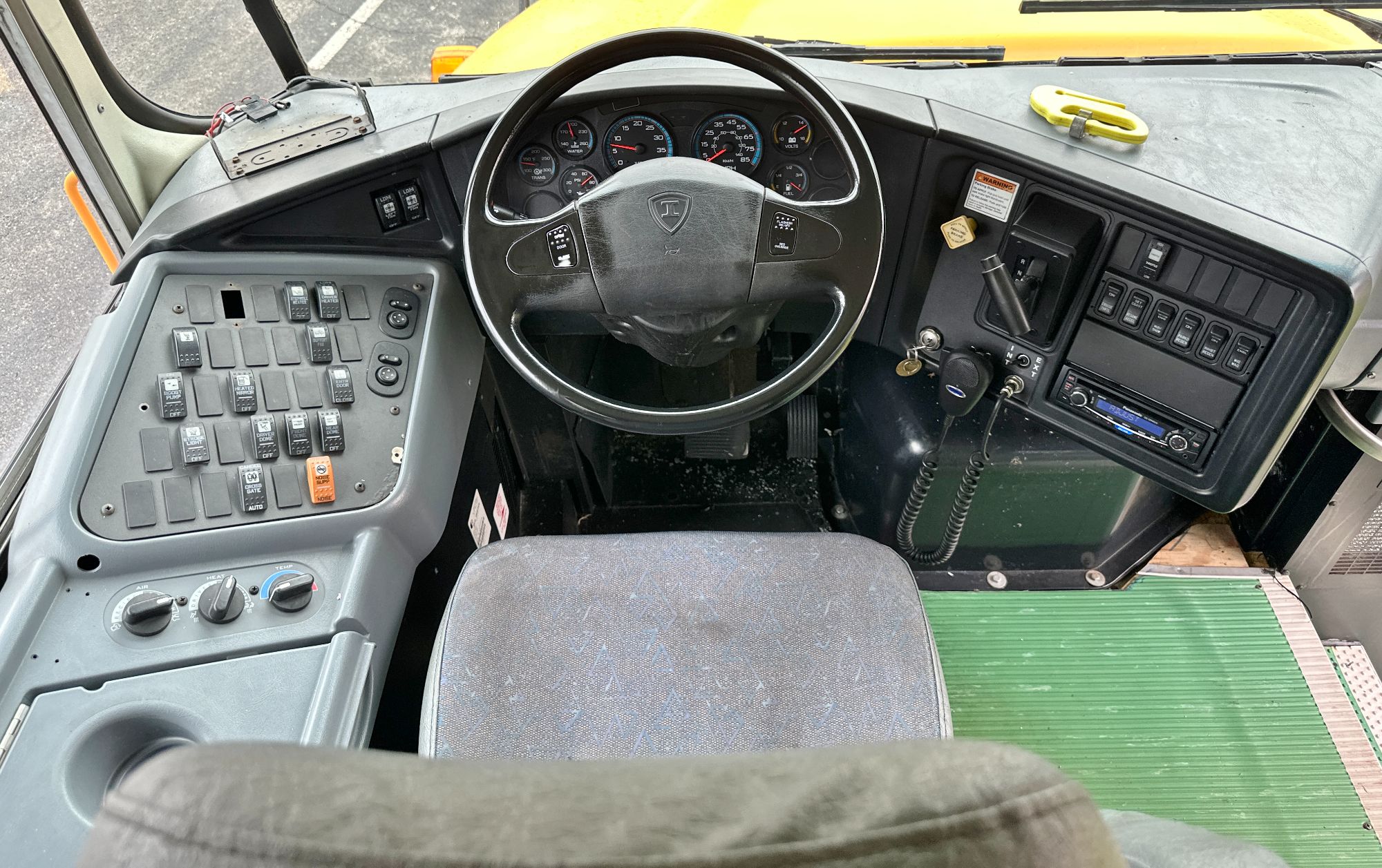 Lot image 11