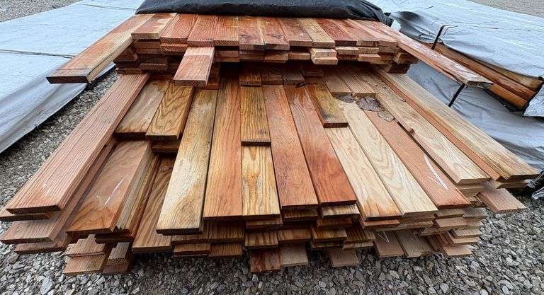Douglas Fir Smooth Four Sides Lumber