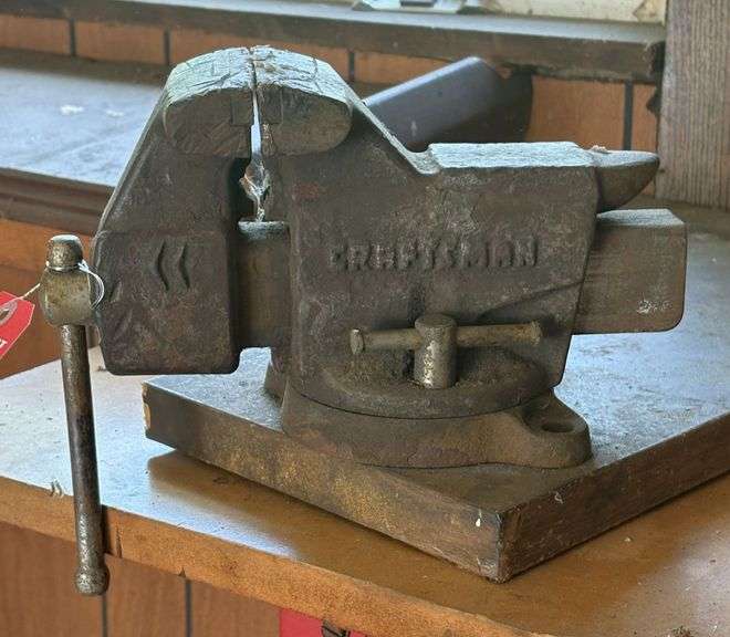 Craftsman 3.5" Swivel Vise