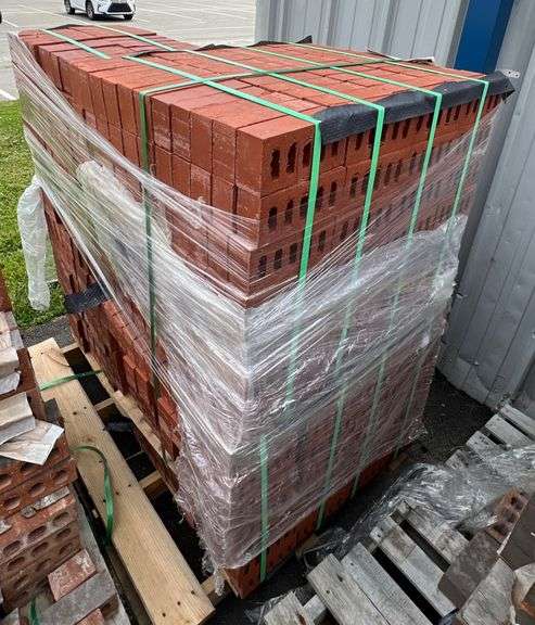 7.5" 5-Hole Bricks